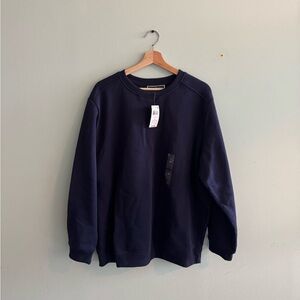 NWT FLEECE SWEATSHIRT